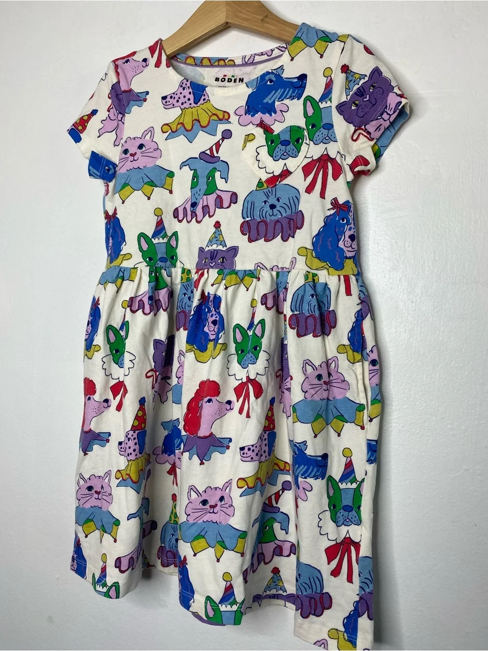 Mini Boden Celebration Dogs and cats Jersey dress Size 7-8